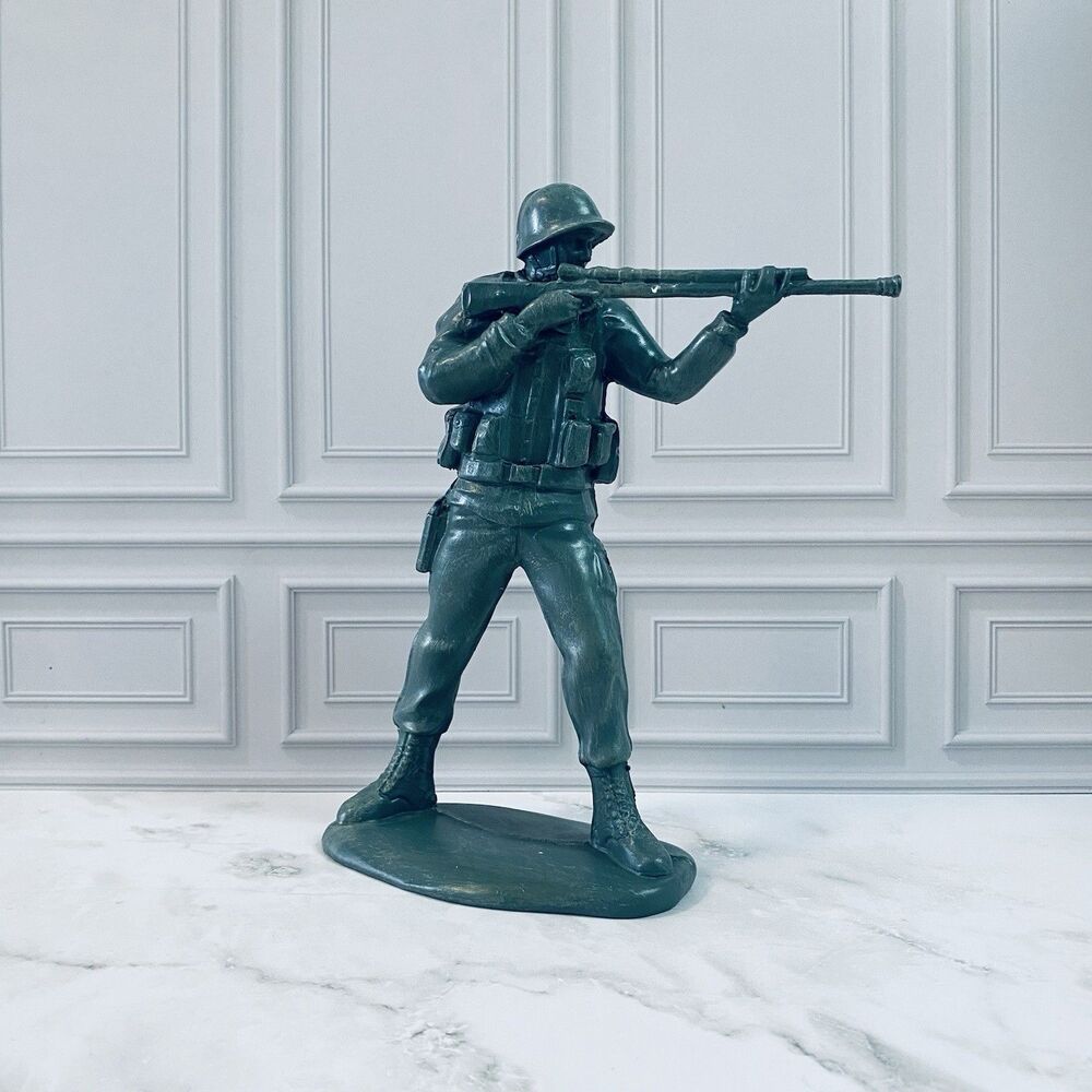 Green Standing Army Soldier with Gun Ornament Vintage Toy Style Sculpture